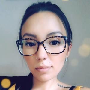 Meet your Posher, April